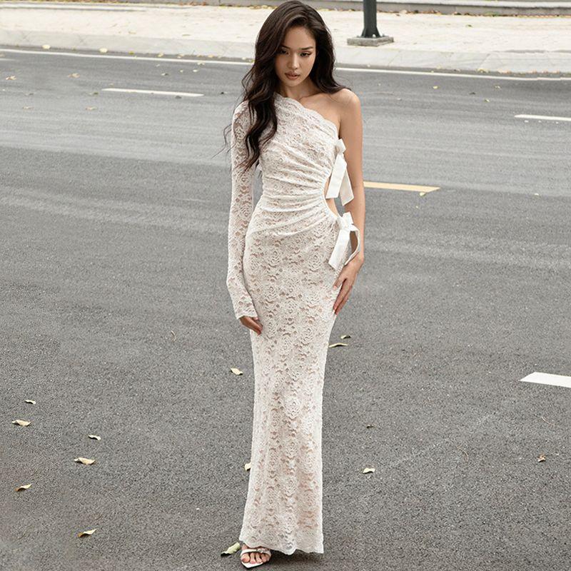 

Платье с кружевными бантами Pure Desire с вырезами на косом плече, длинными рукавами, женское, зимнее, сексуальное, с высокой талией, облегающее, стройнящее, длиной выше колена, длинное White S