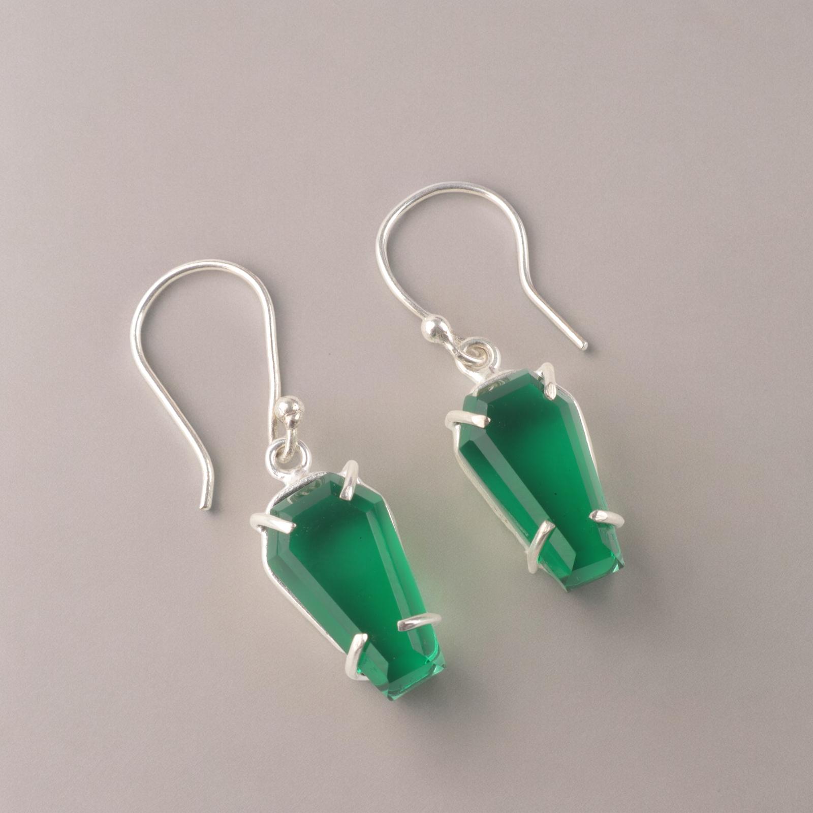 

Хромдиопсид Драгоценный камень 925 Стерлинговое серебро Ювелирные изделия Ручной работы Серьги 1,48 EE-130-1