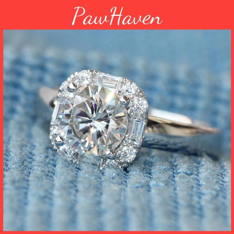 Classy Platinum Colored Wedding Ring For Women With Square Zircon Gem