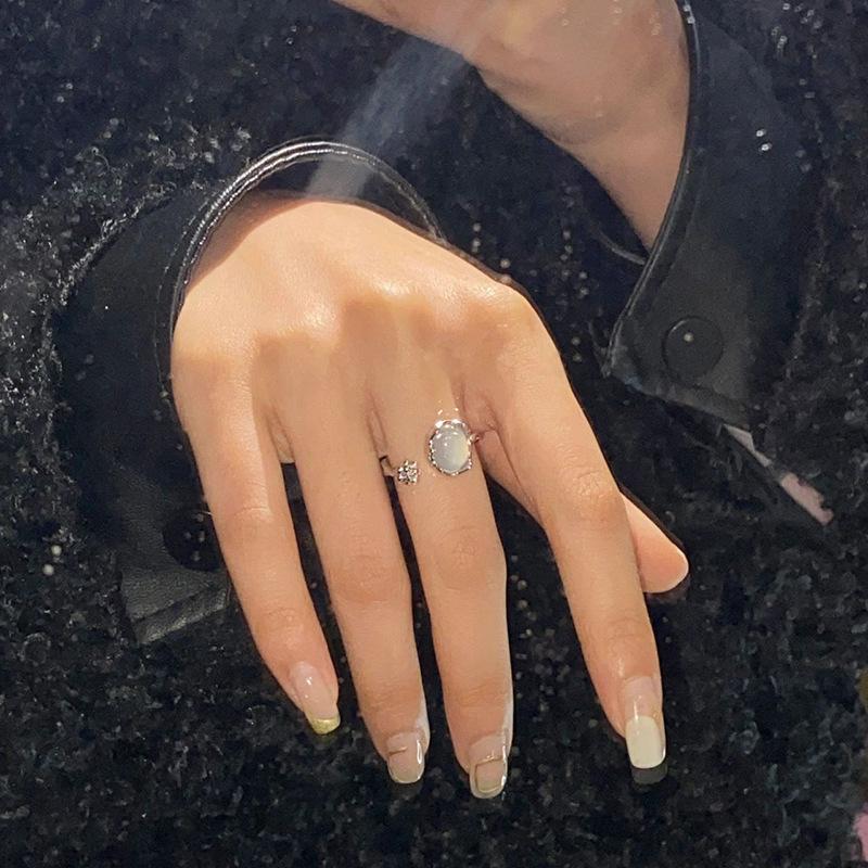 Niche Design Moonstone French Irregular Simple High-End Light Luxury Spanish Open Ring Women