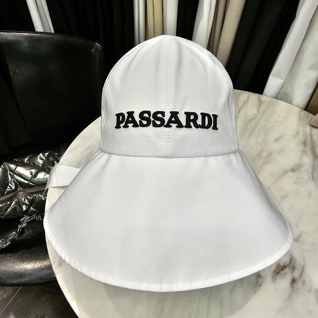 Ribbon Point Logo Bucket Hat