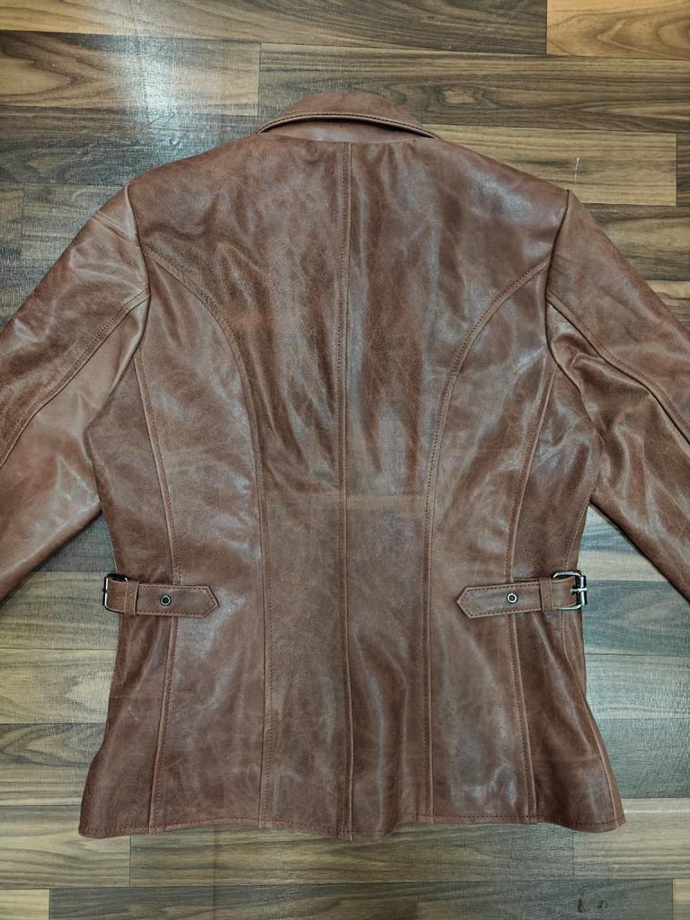 Chaqueta de piel de cordero auténtica para mujer, color marrón, nueva y elegante, hecha a mano, para motociclista