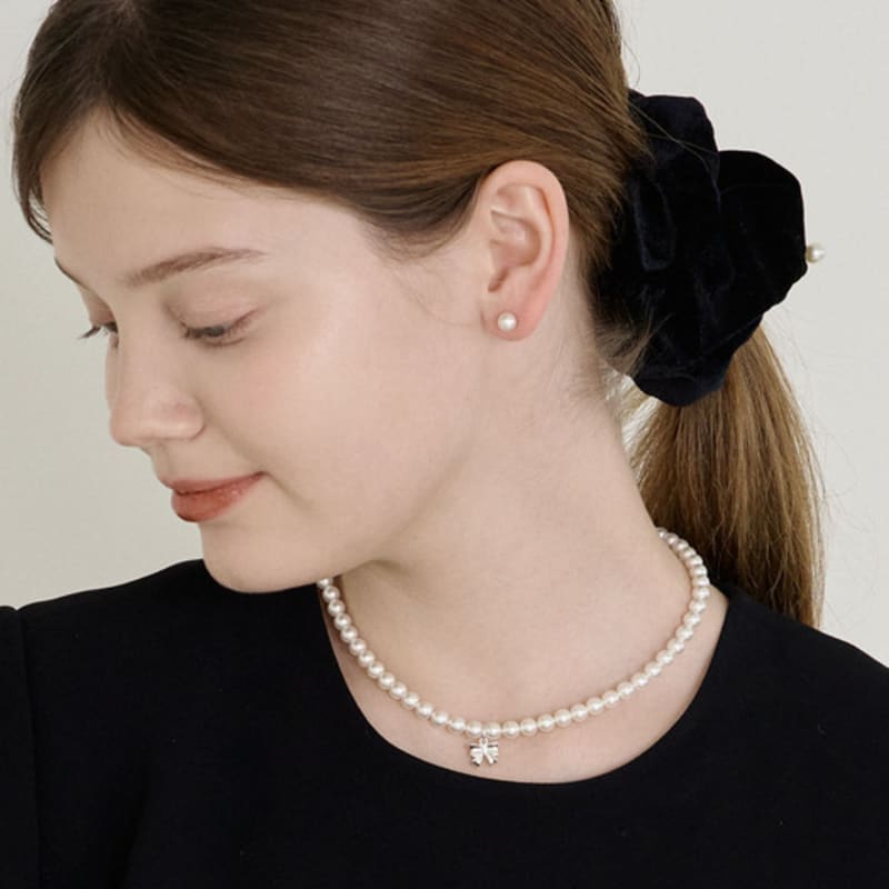

NUOY (925 Silver) Ribbon Pendant Pearl Necklace NONE