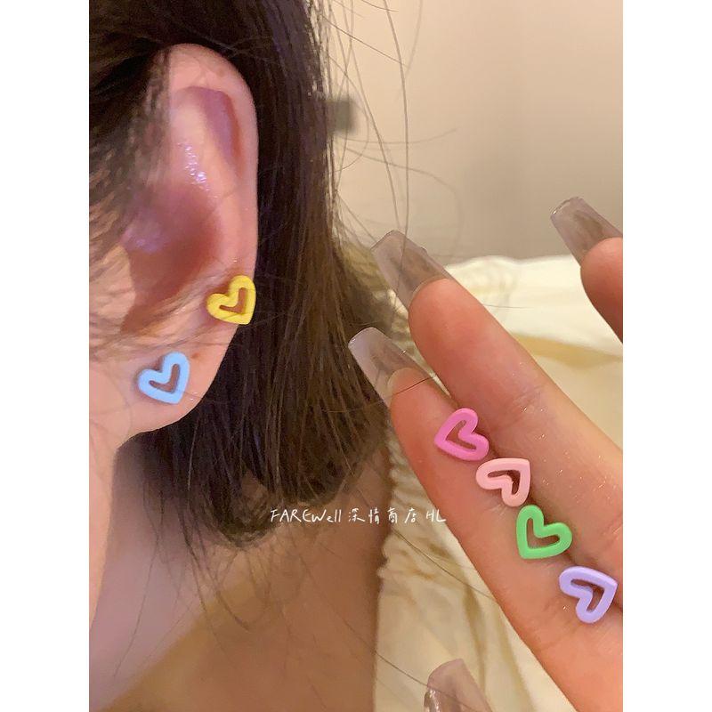 

Костюм из 6 предметов ~ Дофаминовый нишевый стиль Милые летние элементы сердца Цветные серьги-гвоздики Самые простые для сочетания Серьги для женщин Heart Color 6