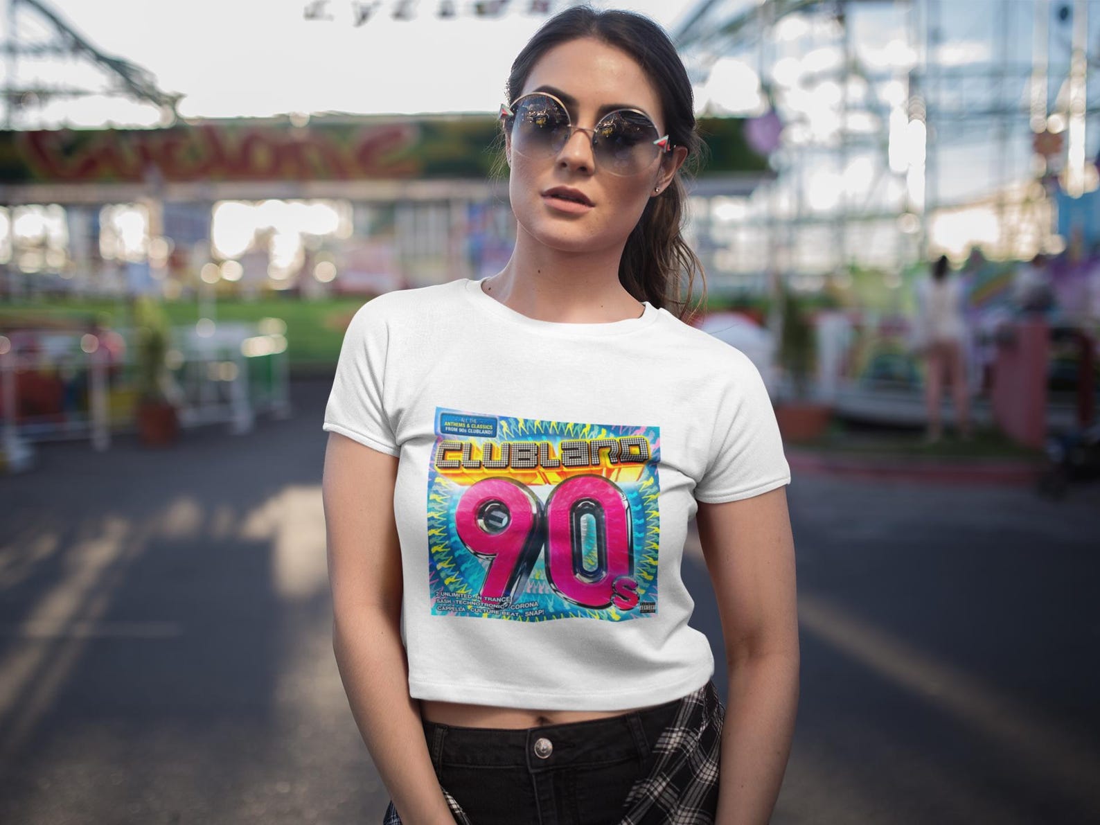 CLUBLAND 90s Women s Cropped Raw edge T-Shirt 2XL