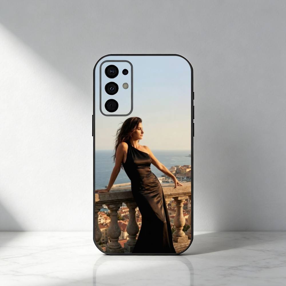 90S Beauty P-Penelope C-Cruz Sanchez Phone Case For Samsung S25,S24,S21,S22,S23,S20,Ultra,S26,Plus,Fe,Note,5G Black Cover