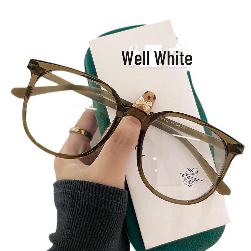 Ultra-Light Cat-Eye Tea-Colored Glasses Frame for Women with Myopia, Ideal for Large Faces and Small Eyes.