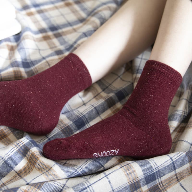 SNOOZY Lambswool Bocashi Socks - Wine