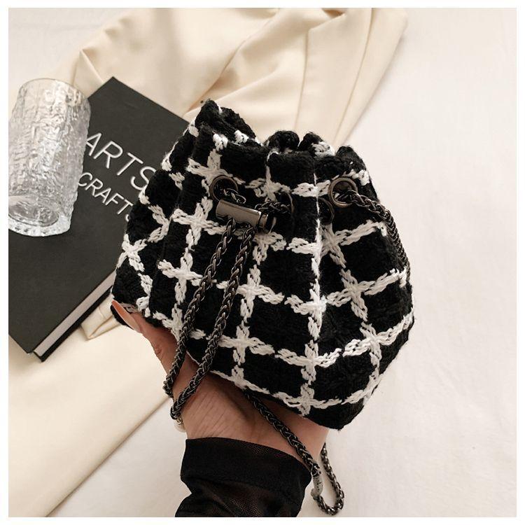 Lucky Bag Bag Women's Retro Small Fragrance Style Chain Bucket Bag Crossbody Small Bag