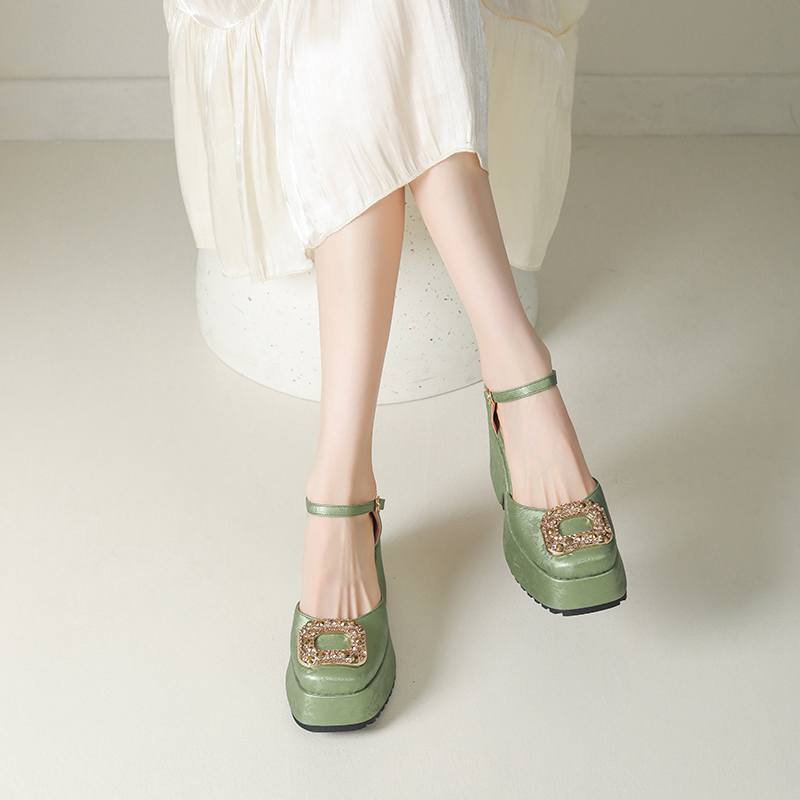 Krazing Pot Polyurethane Spring Summer Size 43 Size 42 Women Platform Women Square Toe Buckle Thick Bottom Pumps