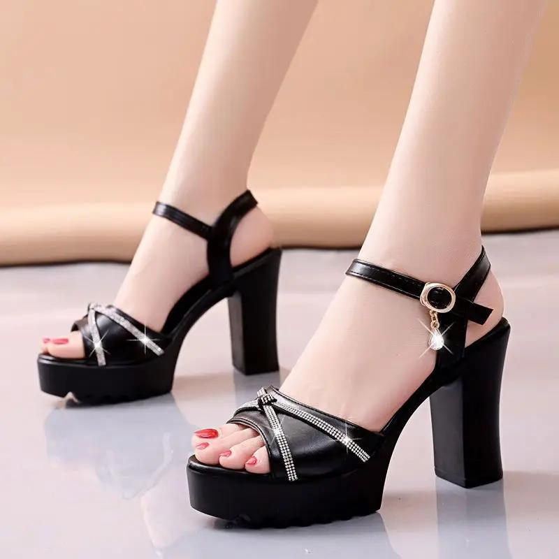 Fashion Comfort Summer Platform Rhinestones Woman Shoes 2025 Luxury Shoe Low Price Comfortable New Breathable Fashion Sandals for Women