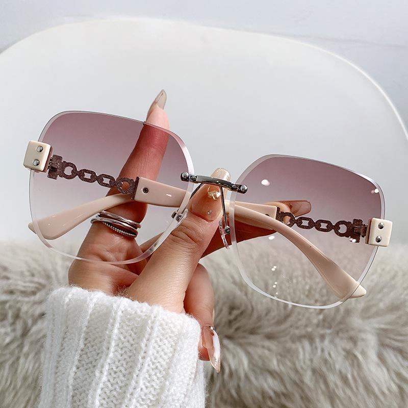 

Ретро Безободковые Солнцезащитные Очки с Дужками-Цепочками - Большая Оправа, Высокая Ценность, Защита от УФ-лучей