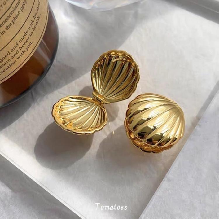 Small Shells Shaped Metal Earring Sweet Cool Studs Earring Cartilage Jewelry
