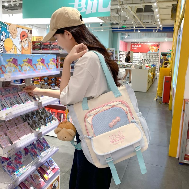 Сумка через плечо с цветными блоками — фото 18