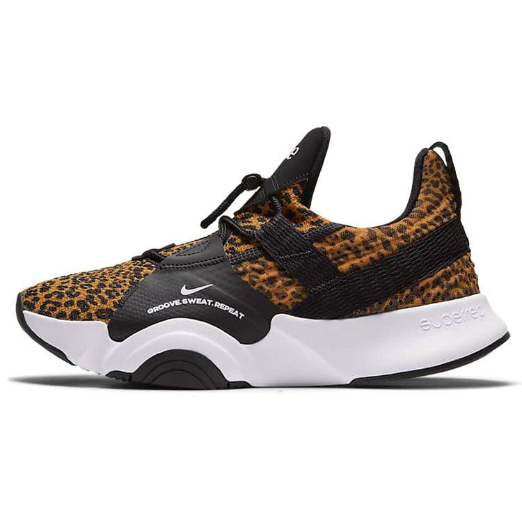

Женские кроссовки Nike SuperRep Groove Leopard коричнево-белые чатни CT1248-107