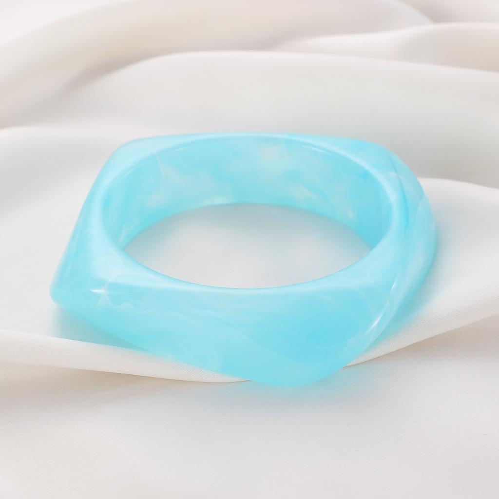 New Translucent Ins Retro Bracelet Personality Exaggerated Resin Irregular Polygon Bracelet Jewelry