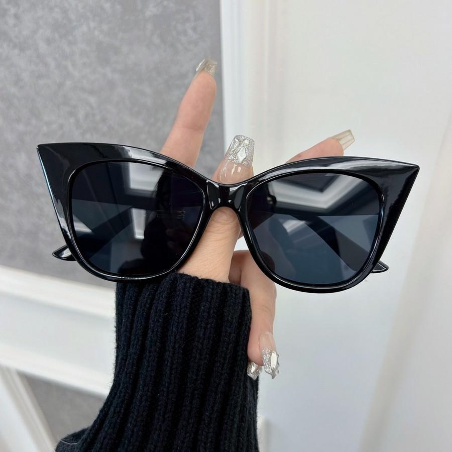 

Classic Fashion Sunglasses Women Mencepai Other