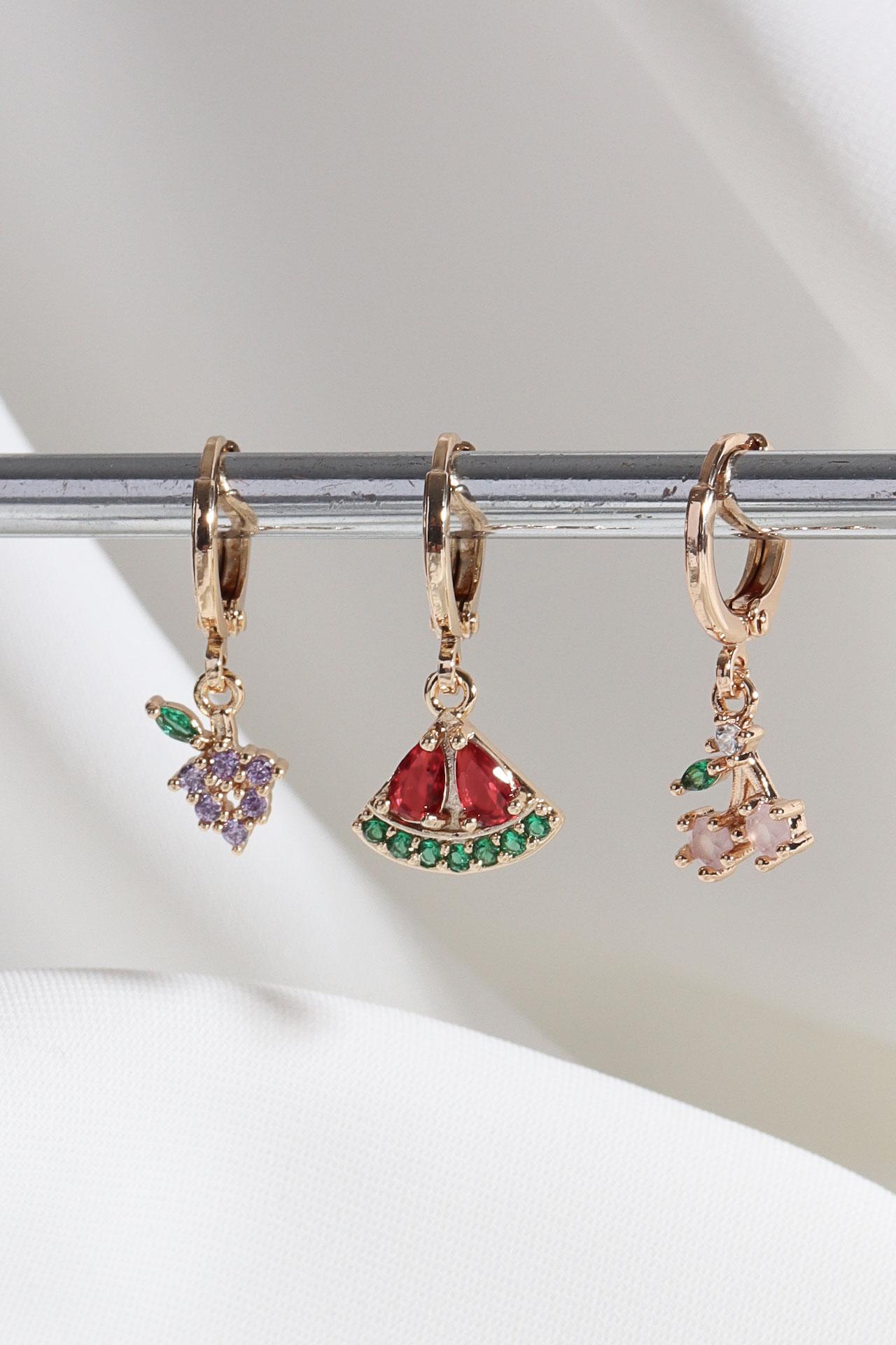 

Серьги-кольца золотого цвета с изображением фруктов из трех частей Vip Collection