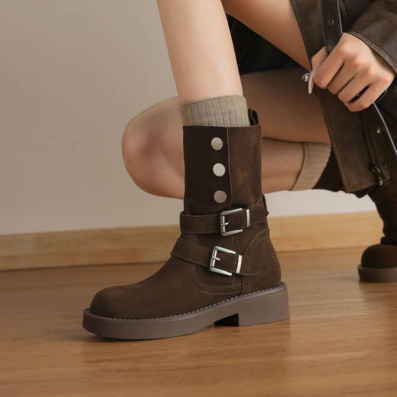 Autumn and winter rubber thick-soled large-size women's boots side zipper leather knight boots round head versatile new cow flip medium boots