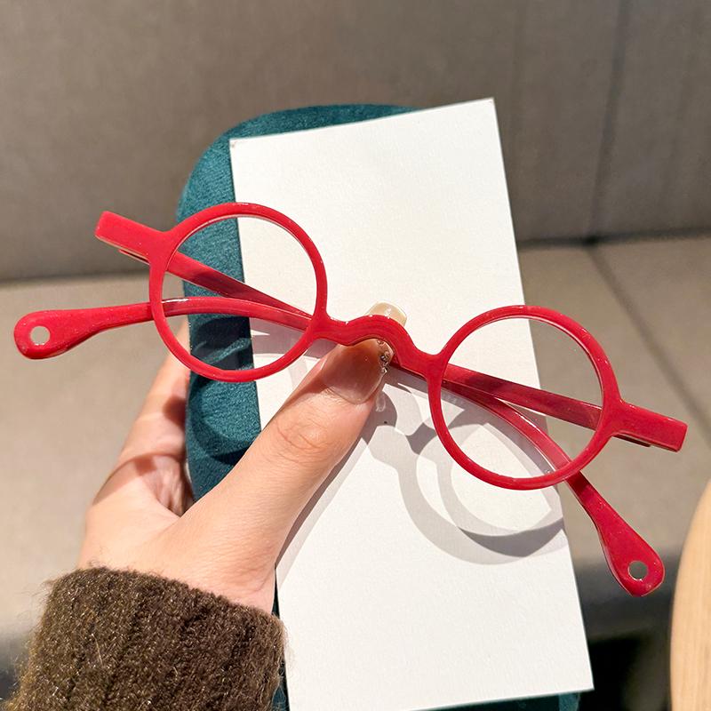 Retro Individualistic Small Round Frame Presbyopia Glasses Ultra Light Fashionable Pressure Resistance and Durability Eyeglasses 4