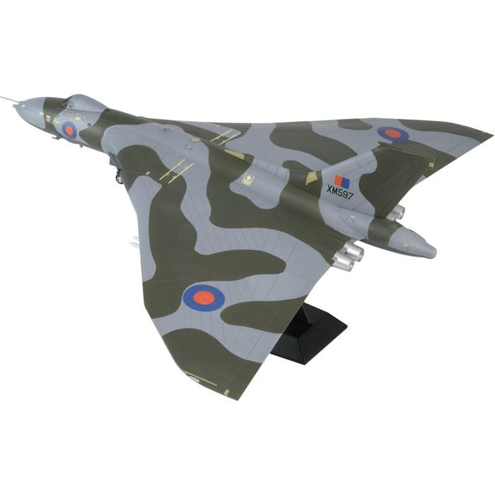 Pit Road 1/144 SN Series British Air Force Strategic Bomber Vulcan B.2 Plastic Model SN28, Pre-Colored, 22.3cm