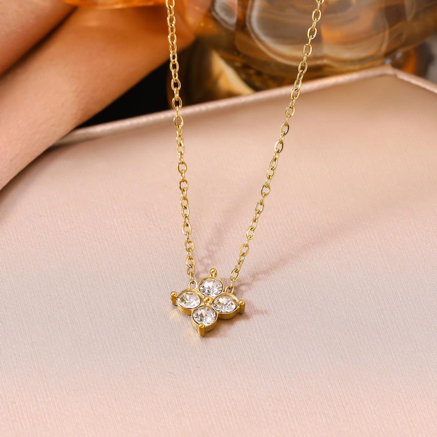 Elegant 18K Gold Zircon-Four-Leaf Clover Jewelry Set: Bracelet, Necklace, Earrings