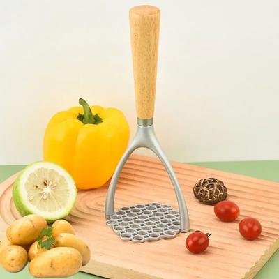 Écrase-pommes Manuel Presse-purée d'aluminium Écraseur de légumes de cuisine avec manche en bois Broyeur pour fruits, ail, aliments Ustensiles de cuisine