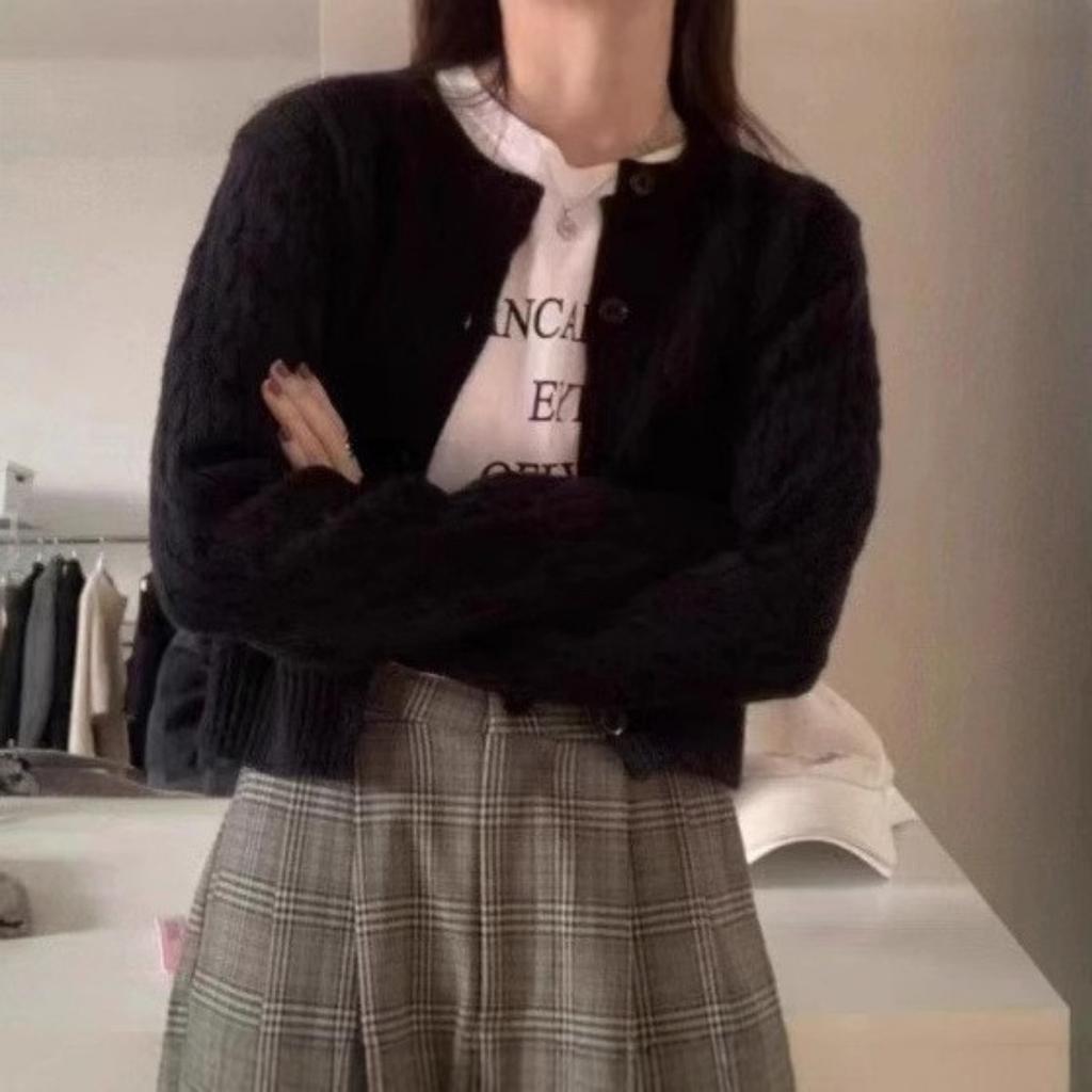 Korean Version College Style Fried Dough Twists Knitting Cardigan Women Gentle Sweet Round Neck Solid Color Knitwear Women Soft Waxy Top Coat