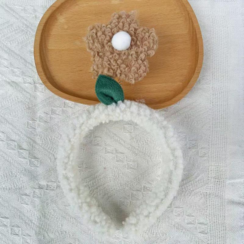 Cartoon Plush Headband: Cute Hair Accessory for Women & Kids, Perfect for Face Washing