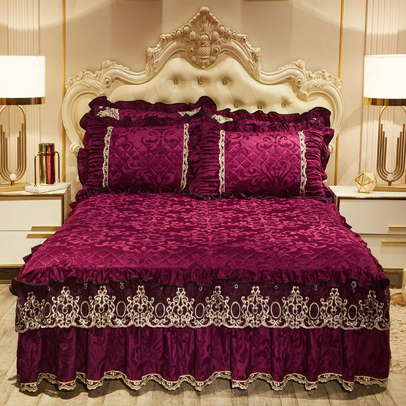 

Сплошное бархатное покрывало с тиснением, утолщенное плюшевое стеганое покрывало для кровати, защитная крышка для кровати королевского размера, не включая наволочку Only 2pcs pillowcase