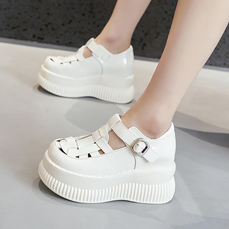 Roman sandals women's summer 2025 new platform heightening fashion versatile bag head loafers small leather shoes outside wear