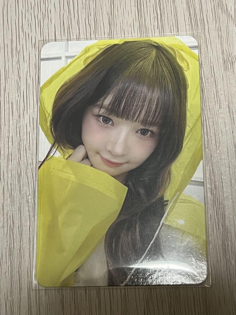 

[USED] IVE Switch Ray Makestar 3.0 Raincoat Trading Card