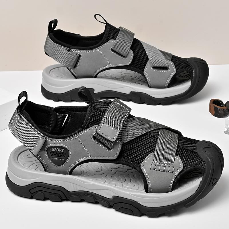 Fashion Anti-collision Toe Men Sandals Stylish Trend Man Summer Shoes Summer Mesh Flats Outdoor Male  Beach Shoes New Wading Aqua Shoes