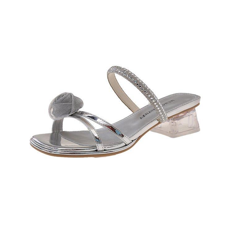 

[youshilai] thick heel cool slippers women s summer wear 2025 new temperament with skirt crystal sandals 35