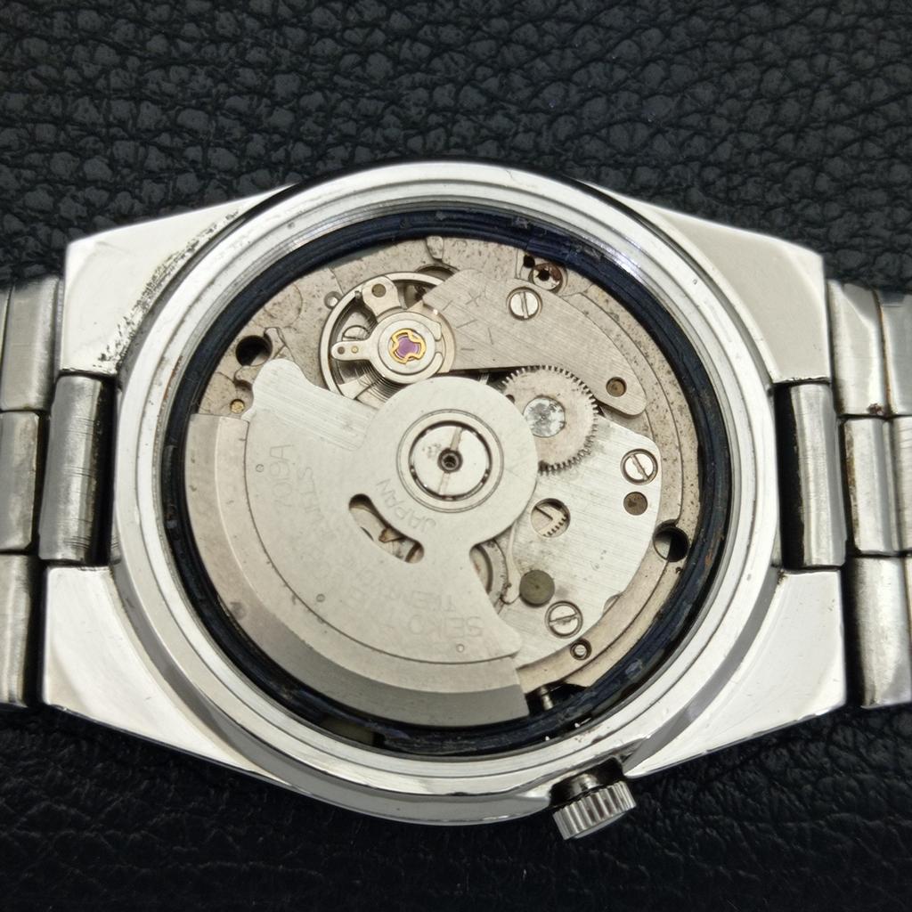 GENUINE VINTAGE SEIKO 5 AUTOMATIC JAPAN MENS 7019A BLACK DIAL WATCH a702396-5 R124-a702396