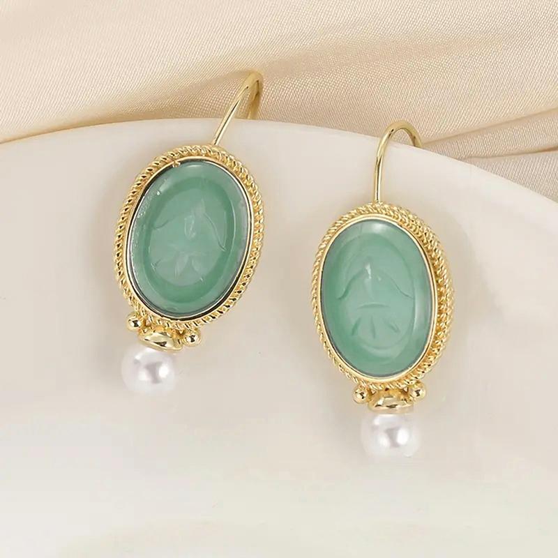 Huitan Elegant Women Drop Earrings Simulated Pearl Fresh Style Wedding Party Accessories Gold Color Daily Versatile Jewelry