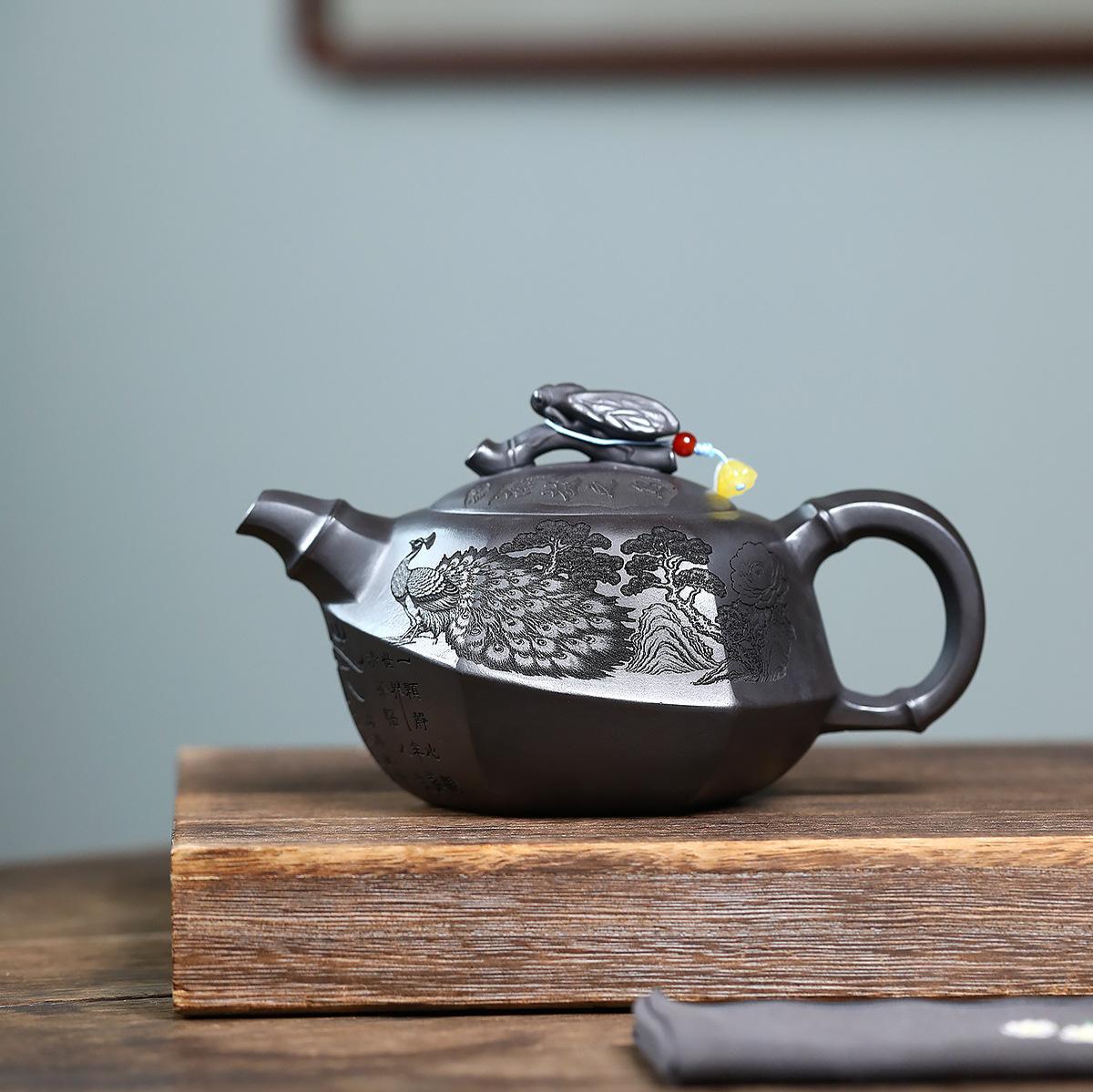 

500ml Ancient Yixing Purple Clay Teapots Handmade Cicada Peacock Pot Raw Ore Stone Yellow Mud Tea Making Kettle Zisha Tea Set
