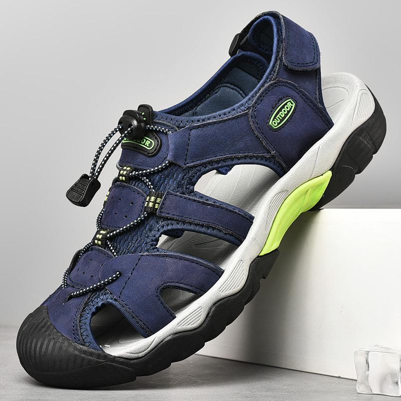 Summer New Men's Comfortable Fit Outdoor Sandals Fashionable Men's Top Layer Cowhide Breathable and Versatile Hollow Hole Shoes