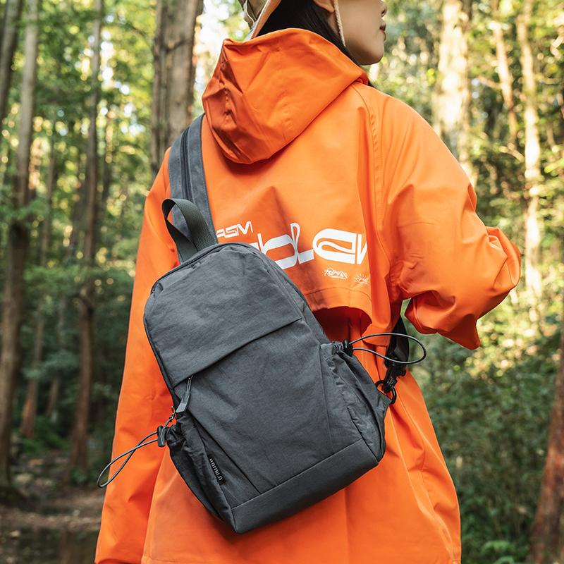 Multifunctional Dual-purpose Chest Bag Men's and Women's Casual Backpack Outdoor Mountaineering Backpack Lightweight Waterproof Travel Crossbody Bag