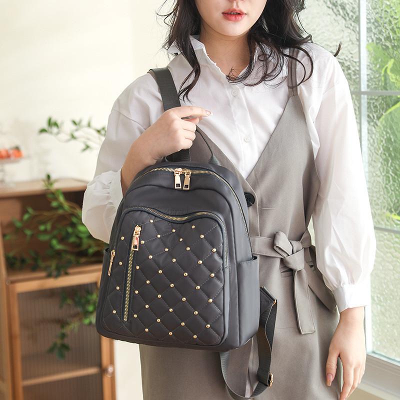 IELGY Однотонный ромбовидный швейный стильный рюкзак с заклепками — фото 5