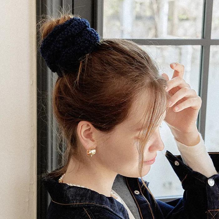 Chic Curved Hunger Earrings