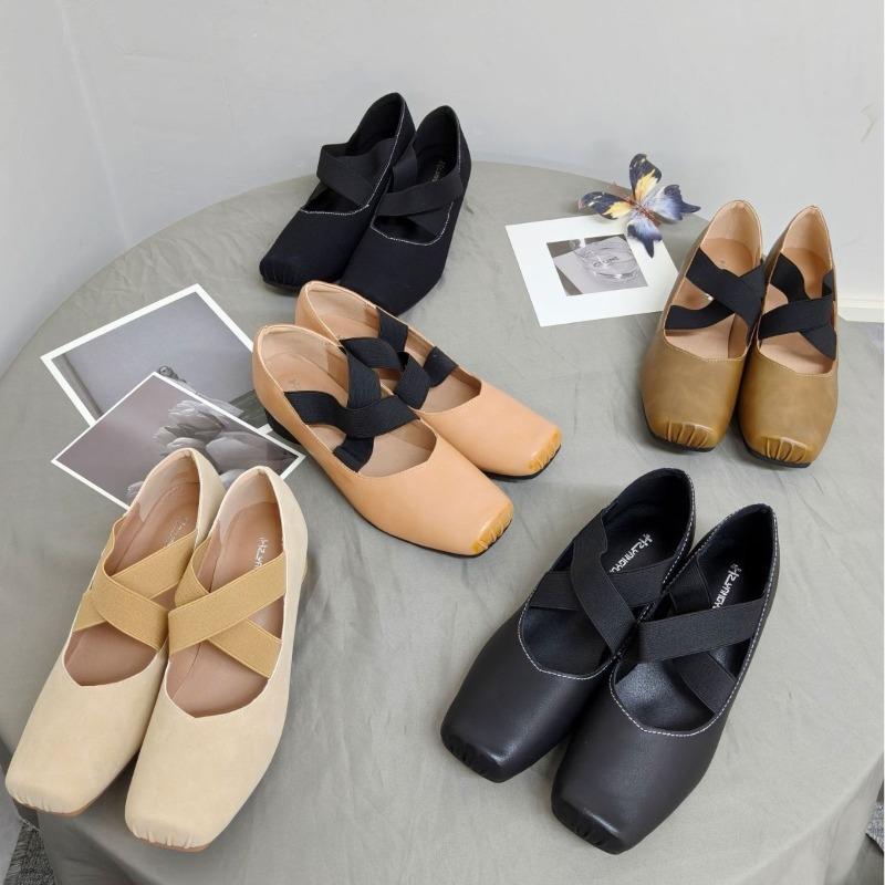 Neue vielseitige Modeschuhe: Schuhe mit eckiger Spitze, Retro-Kreuzriemen, Blockabsätze, Einzelschuhe