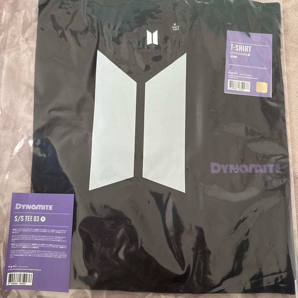 [USED] BTS DYNAMITE S/S TEE 03 M Size