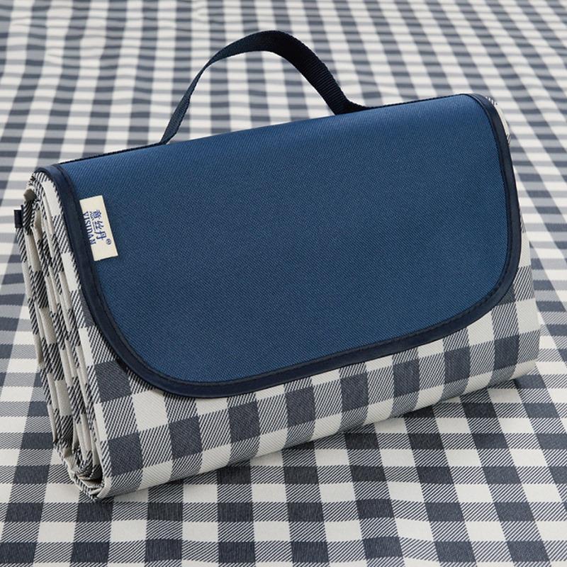 Outdoor Portable Picnic Blanket Waterproof Beach Cushion Mat Baby Sleeping Plaid Camping Mat Summer Travel Campingnkets 2 Size