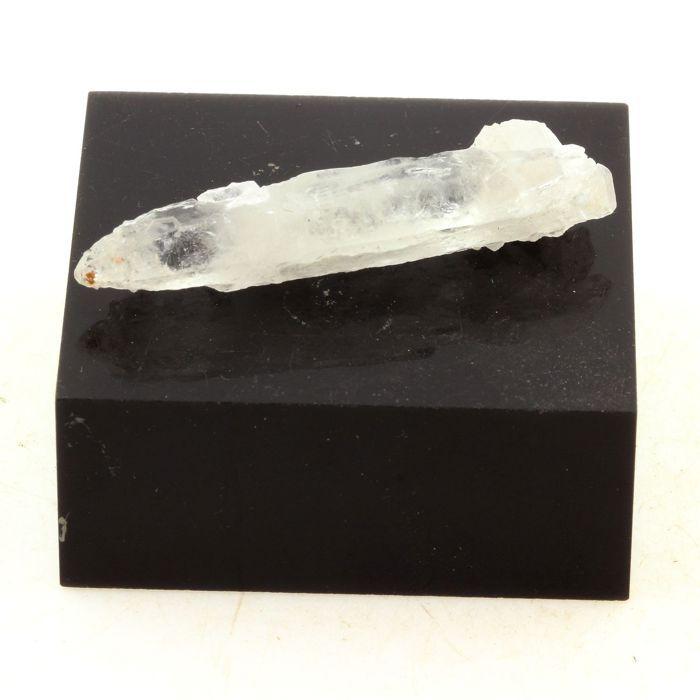 Pierres et Minéraux. Quartz. 34 ct. La Gardette Mine, Bourg d'Oisans, Isère, France.