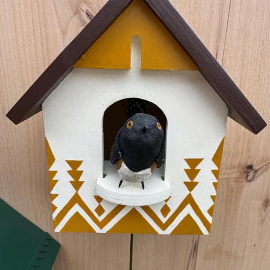 Kinetic Art Birdhouse Wall Decor Animal in House Wall Decoration Outdoor Garden Wall Art for Farmhouse Home Room Yard Patio Porch