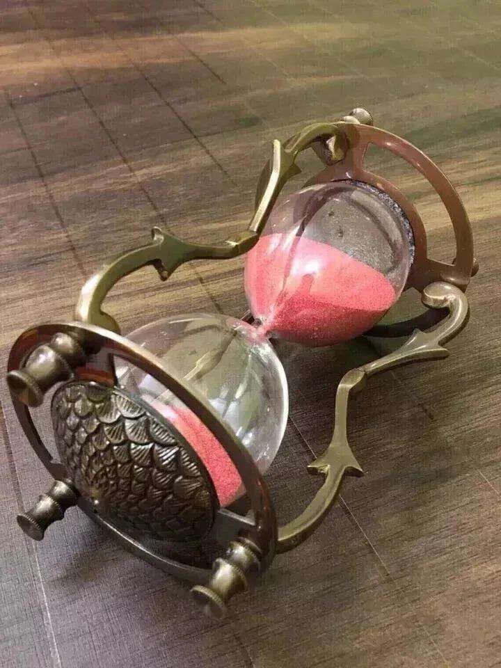 Nautical Brass Sand Timer Hourglass | Vintage Style Timekeeper | Perfect Maritime Gift