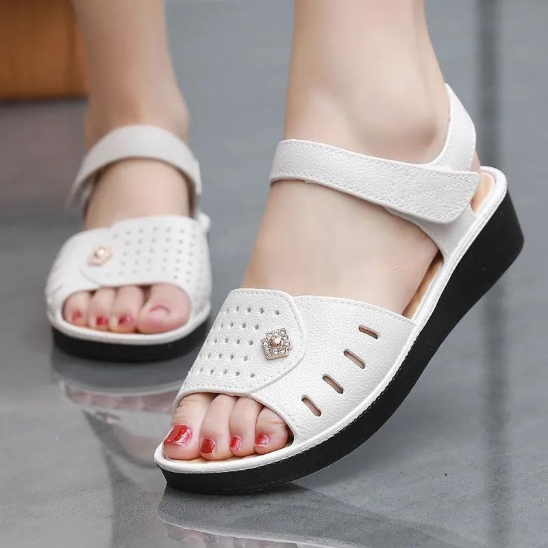 Women Fashion White Peep Toe High Quality Anti Skid Buckle Strap Flat Sandals Lady Classic Light Weight Shoes  Ab532