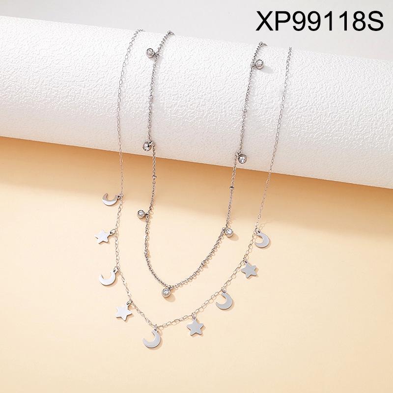 Elegant Double Layer Moon and Star Gold-Plated Titanium Necklace for Women - Stylish Clavicle Chain with a Chic Design.
