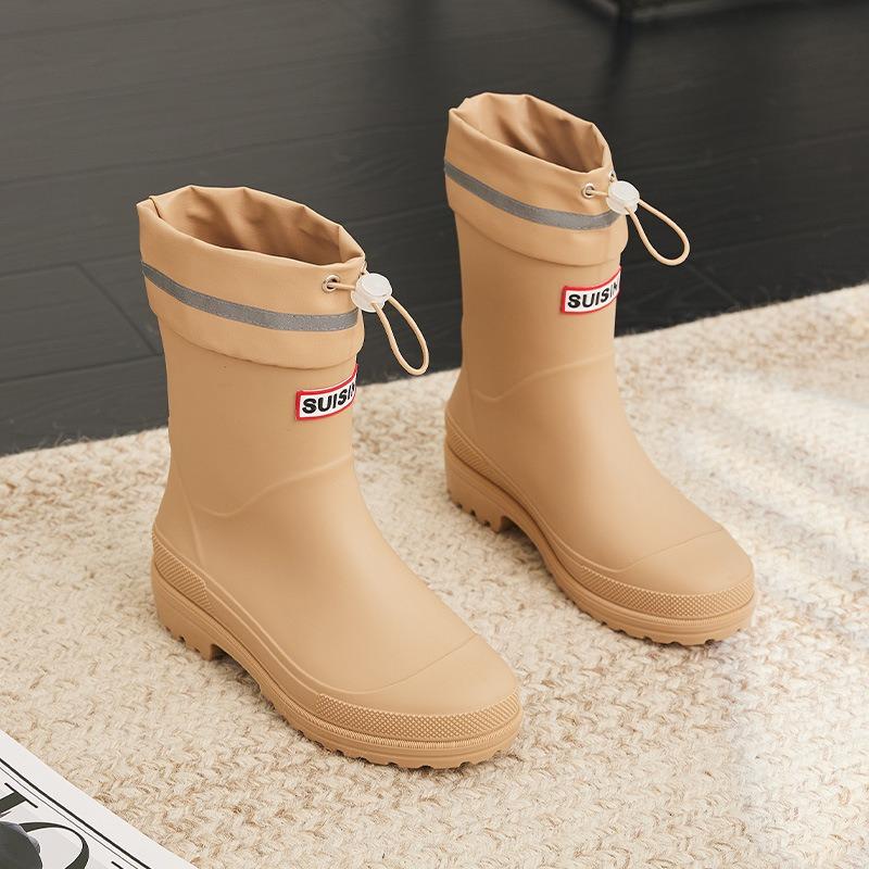 Lightweight water shoes, non-slip soft-soled rubber shoes, waterproof bundle rain shoes, women's fashion outer wear, medium tube rain boots